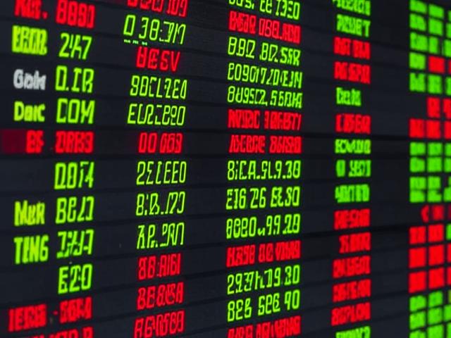 Российский рынок акций остается стабильным около отметки 2870 пунктов