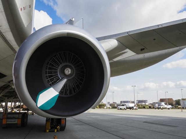 Boeing подписывает гигантский кредит на $10 млрд с участием ведущих банков