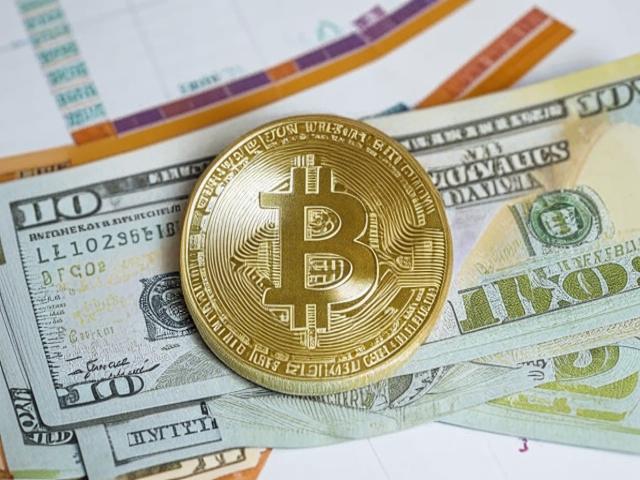 Биткойн достиг исторического максимума в $81 тысячу